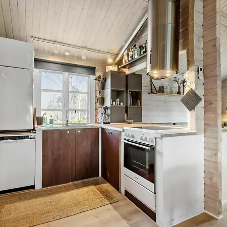 3 Bedroom Stunning In *